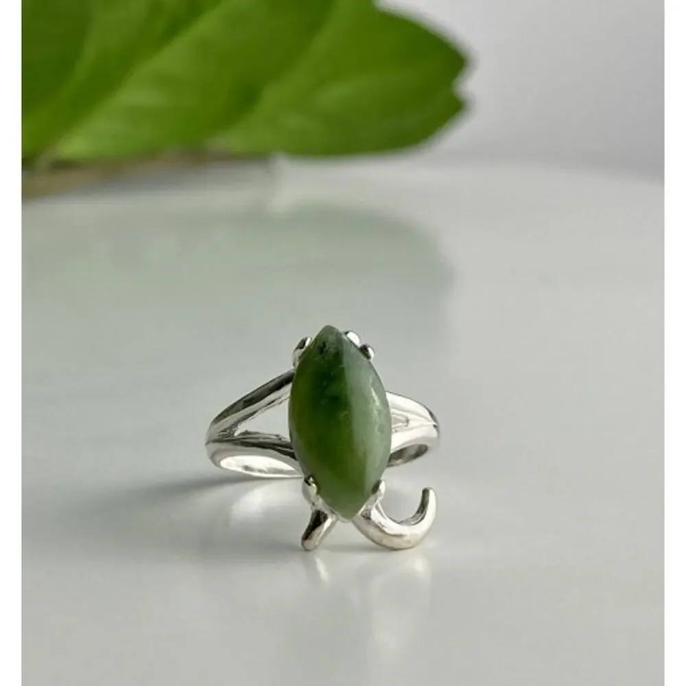 925 Sterling Silver Green Nephrite Ring Size 6.5